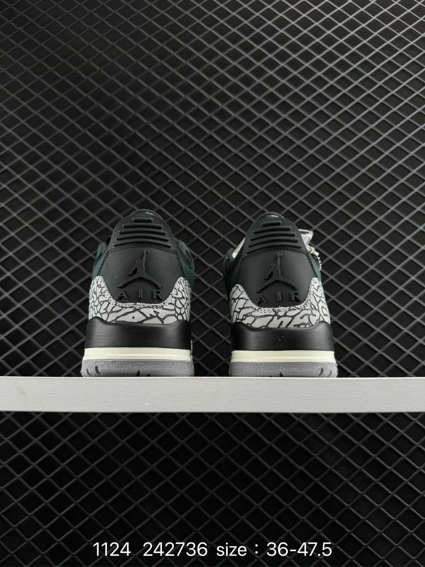 Nike Air Jordan 3 Retro SE